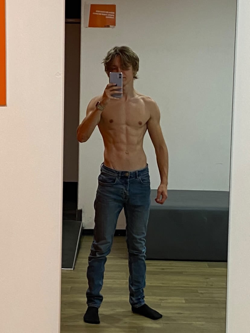 Profilo di Pierre-camille